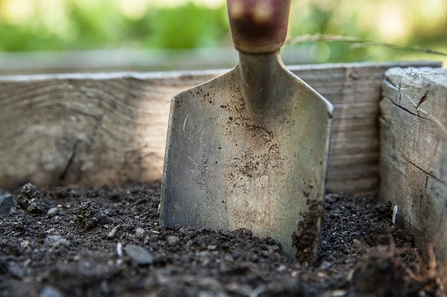 garden-spade-soil-gardening-work