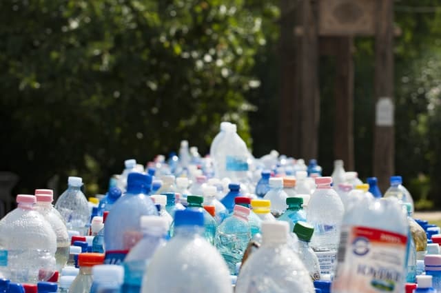 assorted-plastic-bottles