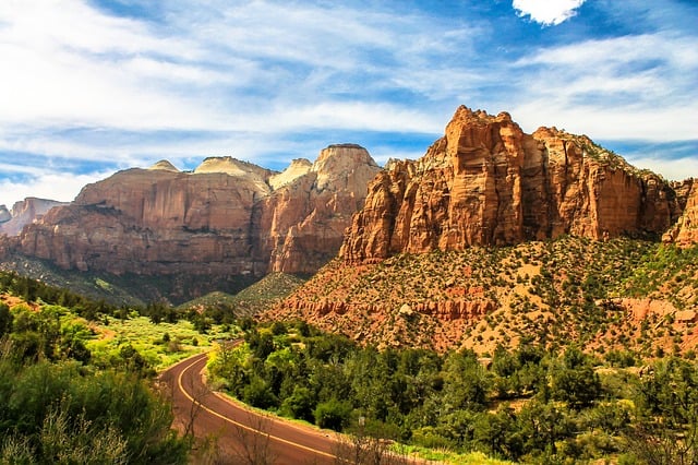 15 Largest National Parks in the USA To Escape The Crowds