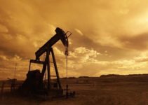 Is Oil a Renewable Resource? How is it Extracted and Environmental Impact of Using Oil as a Fossil Fuel