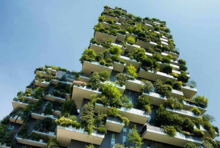 Advantages and Disadvantages of a Green Building