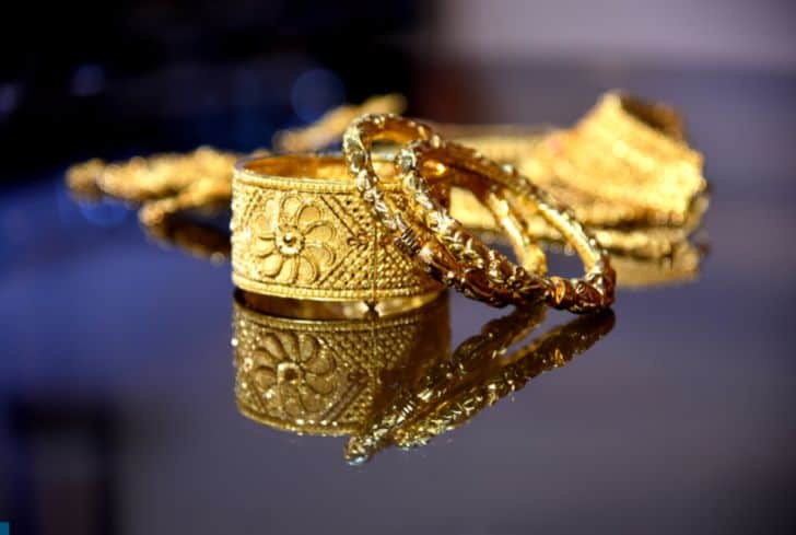 gold-jewelry