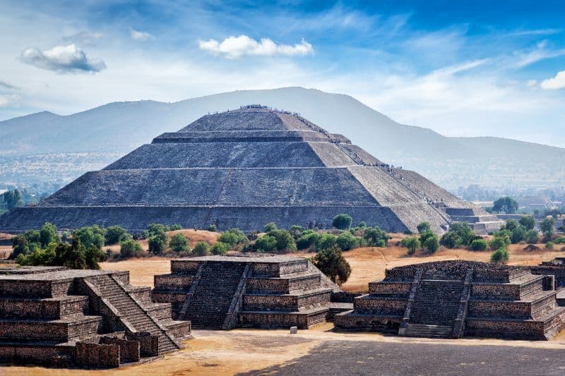 Pyramids-of-Teotihuacan